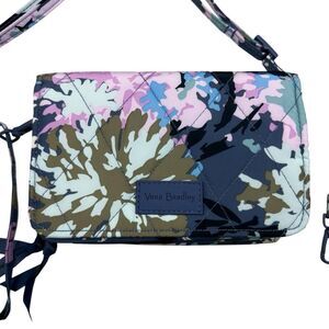 Vera Bradley Ultralight RFID 3-in-1 Crossbody in Chrysanthemum Crush NWOT